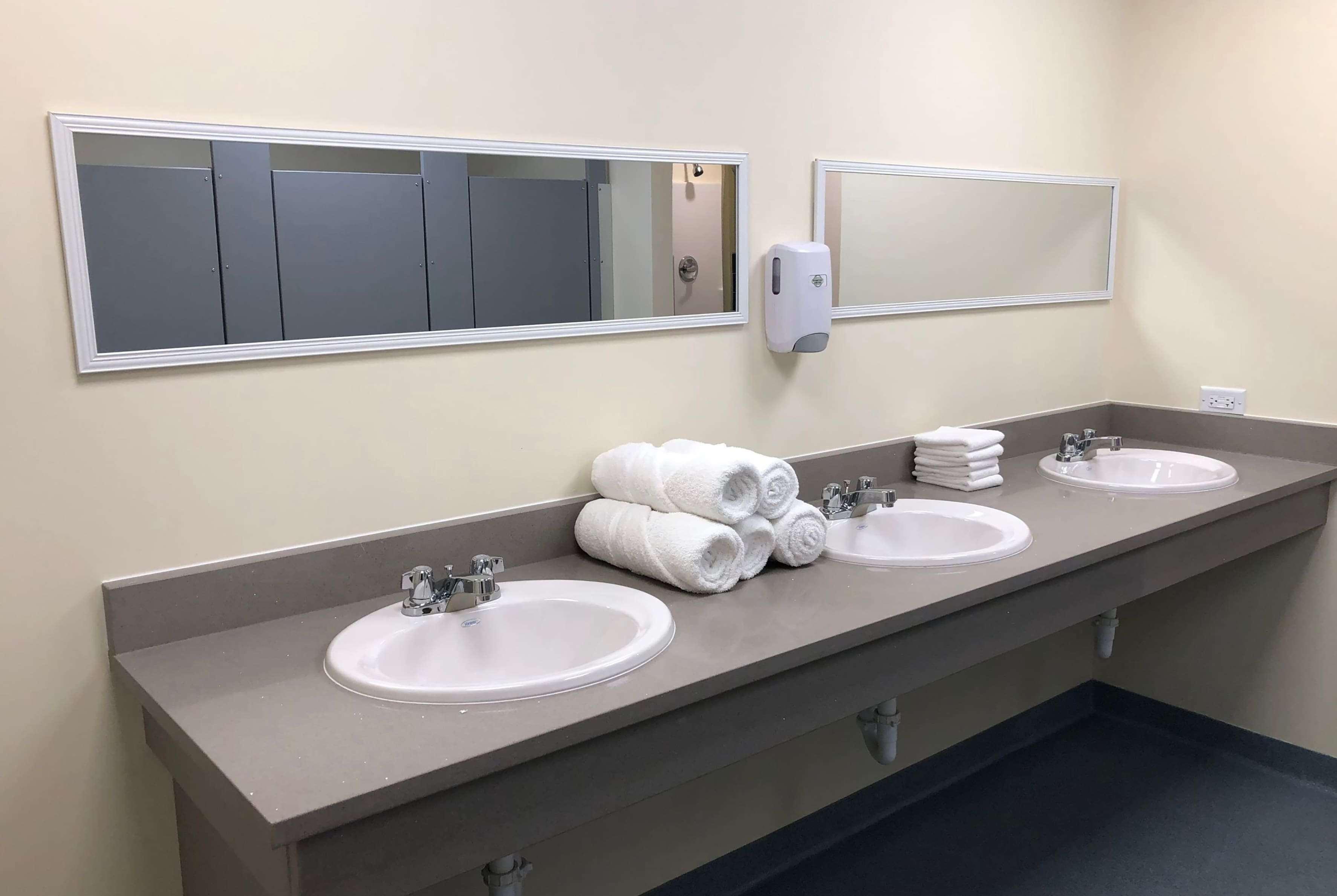 Travelodge By Wyndham / Beachfront 3*